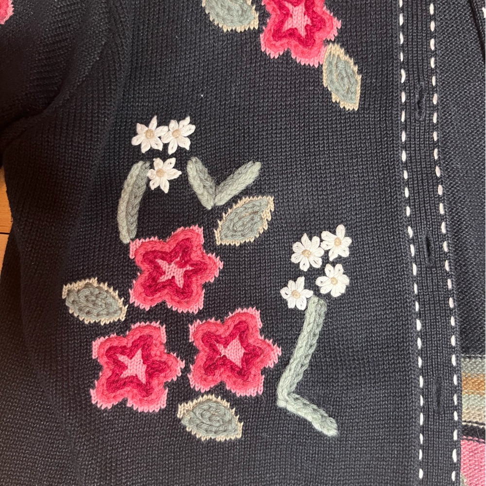 90s  Susan Bristol Black Sweater with Pink Floral Design - Picture 3 of 9
